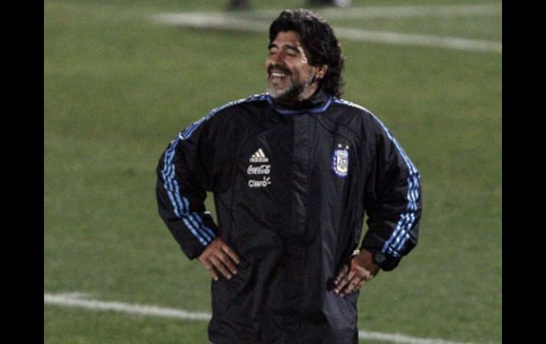 Diego Armando Maradona durante un entrenamiento de la Seleccion Argentina. AP  /