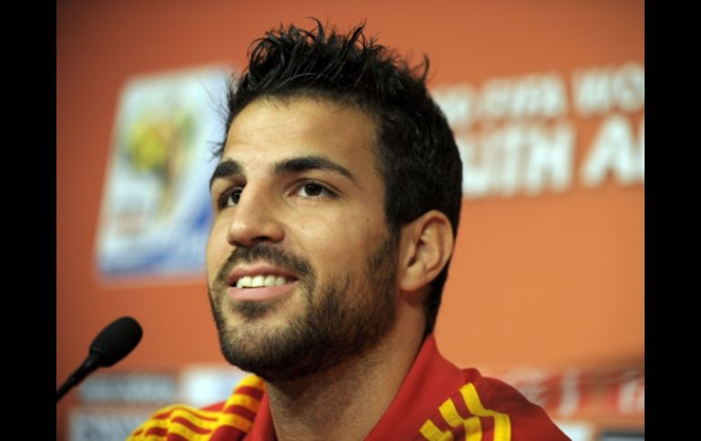 El volante español Cesc Fábregas, durante rueda de prensa. AFP  /