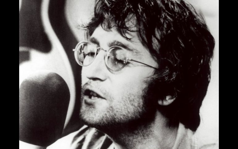 Para conmemorar el cumpleaños número 70 del legendario músico John Lennon. ESPECIAL  /