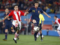 El jugador de la Selección de España, Xabi Alonso (der.). REUTERS  /