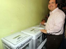 El candidato al gobierno del estado por la coalición “Veracruz para Adelante” (PRI-PVEM-PRV), Javier Duarte de Ochoa. EL UNIVERSAL  /