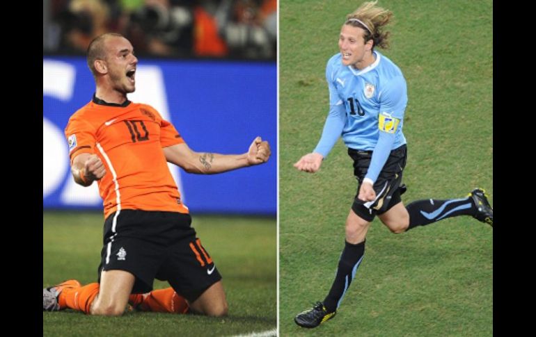 Mañana se enfrentarán el holandés Wesley Sneijder (izq.) contra el uruguayo Diego Forlan. AFP  /