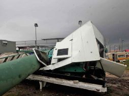 Cientos de negocios, casas y edificios sufrieron daños por el paso del huracán la semana pasada. EL UNIVERSAL  /