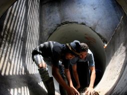 Vialidad afirma que las alcantarillas ubicadas en las zonas Centro-Oriente no fueron desazolvadas previo al temporal. A. GARCÍA  /