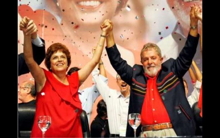 Rousseff, candidata del Partido de los Trabajadores (PT) cuenta con el apoyo personal del presidente Luiz Inácio Lula. ESPECIAL  /