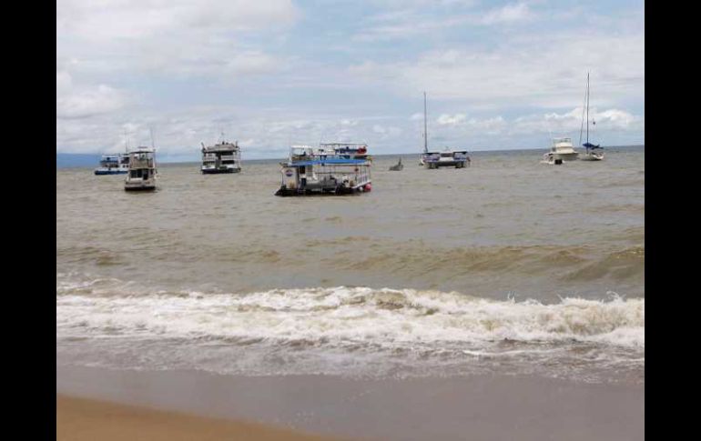 Las playas de Jalisco son aptas para uso recreativo, garantiza la Secretaría de Salud. ARCHIVO  /