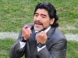 Diego Armando Maradona podría seguri siendo técnico de Argentina. AFP  /