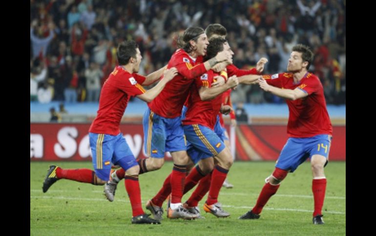 Jugadores de la Selección española festejan el gol en contra de Alemania .AFP  /