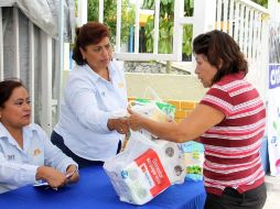 Las donaciones recaudadas por el DIF Jalisco serán destinadas a los 21 municipios más afectados por el huracán Alex. ESPECIAL  /