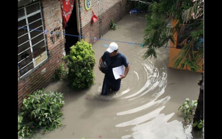 La dependencia pronosticó que las precipitaciones dejarán acumulaciones de cinco a 10 centímetros de inundación. NTX  /