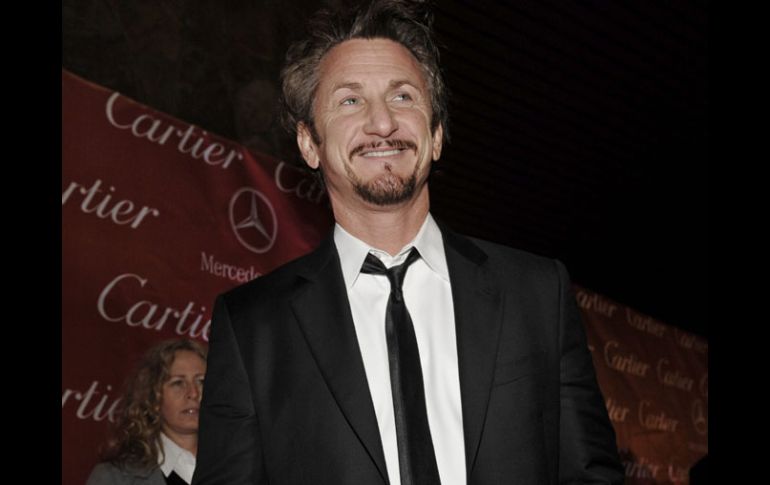 El actor estadounidense Sean Penn dará vida a un roquero retirado. ESPECIAL  /