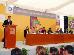 El secretario de Educación Pública, Alonso Lujambio, consideró que ''sólo la lectura nos sacará de la barbarie''. SEP.GOB.MX  /