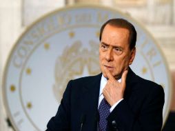 Berlusconi pidió a sus seguidores que le ayuden a poner fin a la mordaza impuesta a la verdad. REUTERS  /