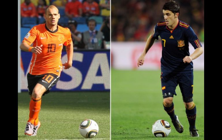 Wesley Sneijder (izq.)  y David Villa combatirán para conquistar la Copa del Mundo. AFP  /