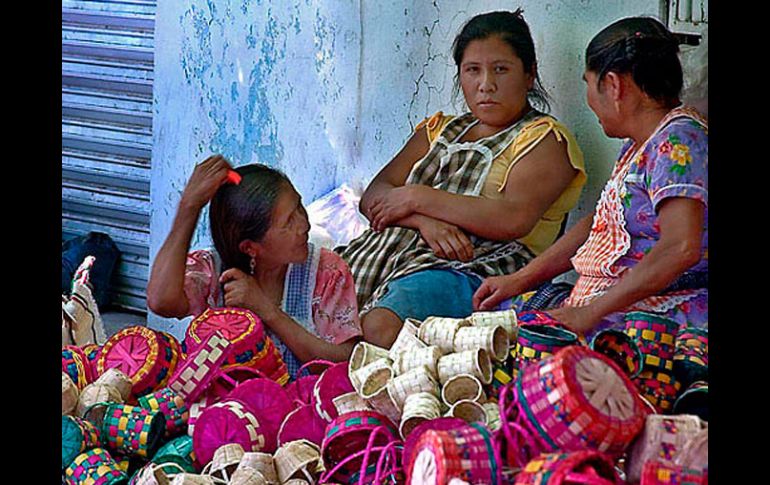 Los mercados indígenas que se hallaban fuera de la ciudad sólo podían vender tortillas. ESPECIAL  /