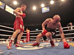 ''Canelo'' Álvarez dominó la pelea de principio a fin. S. NÚÑEZ  /