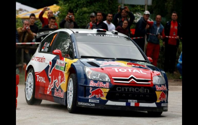 El francés Sebastien Loeb durante la competencia. AP  /