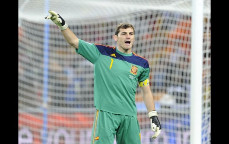 Iker Casillas arquero de España durante la final, de quien se ha destacado su buen demepeño en el Mundial. AFP  /