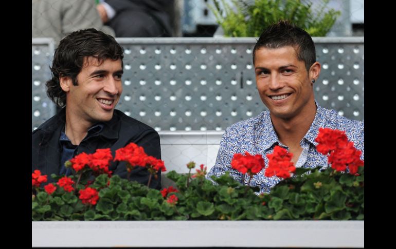 Raúl González y Ronaldo en un partido de Rafael Nadal en el Masters de Madrid. GETTY IMAGES SPORT  /