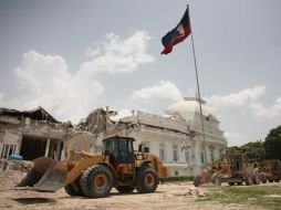 Haitianos reclaman que el dinero prometido se invierta en proyectos concretos y reconstrucción. EFE  /