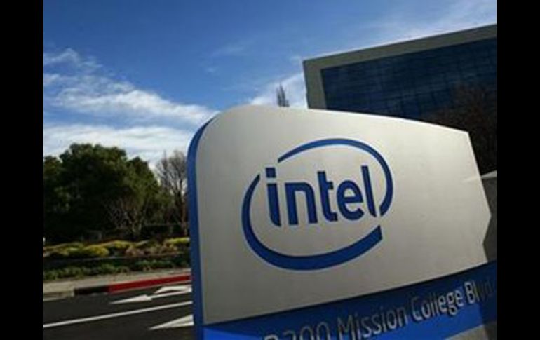 Las ventas de Intel sumaron 10 mil 800 millones de dólares en tres meses. REUTERS  /