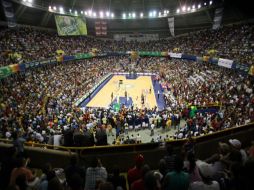 El Palacio de los Deportes será el escenario donde se enfrentarán Spurs y Clippers. EFE  /