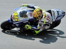 Valentino Rossi, durante primera jornada de entrenamientos libres de Moto GP. AFP  /