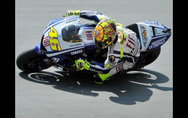 Valentino Rossi, durante primera jornada de entrenamientos libres de Moto GP. AFP  /