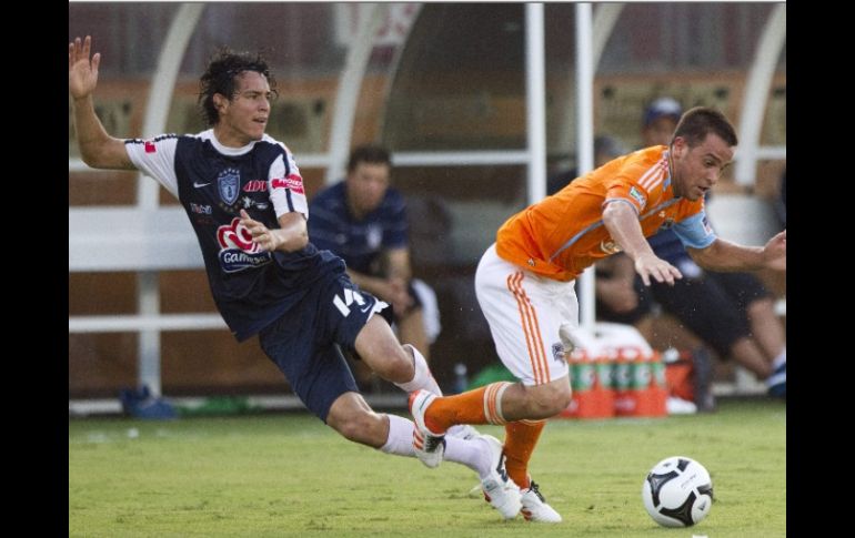 Al campeón, Pachuca, le faltó contundencia para vencer al Dynamo en el partido anterior. AP  /