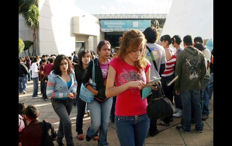 A falta de una reestructuración del tejido social, los jóvenes incurren cada vez más en actos violentos. ARCHIVO  /