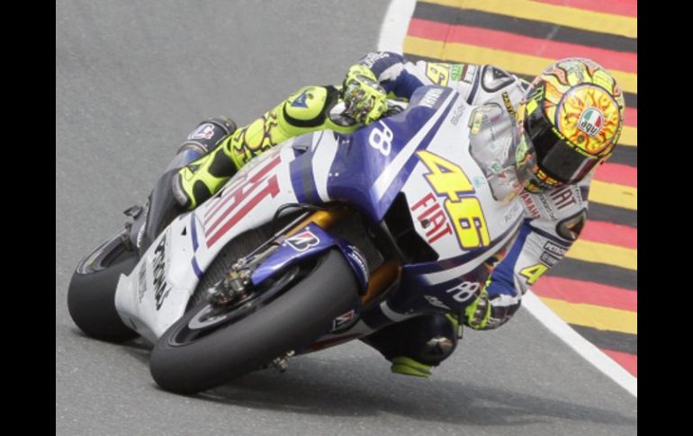 El italiano Valentino Rossi durante la competencia de hoy. REUTERS  /