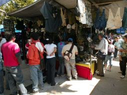 De los 75 tianguis que hay en Zapopan sólo 11 se encuentran regularizados. ARCHIVO  /