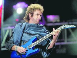 Gustavo Cerati permanece bajo el cuidado de sus familiares en Buenos Aires, Argentina. ESPECIAL  /