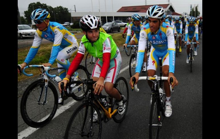 El líder del Tour de Francia, Alberto Contador durante la competencia. AFP  /