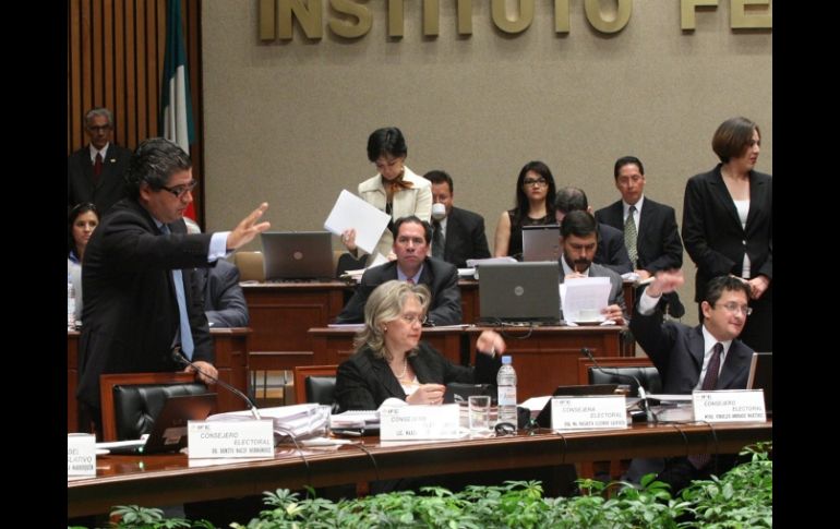 Sesión del Consejo General del Instituto Federal Electoral. El TEPJF revocó una resolución de los consejeros. NTX  /