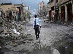 Medios de comunicación locales reportaron que una persona, no identificada, falleció en Léogane tras ser arrastrada por la lluvia. EFE  /