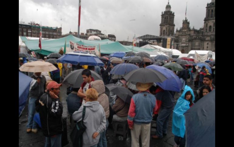 La negociación termina con el plantón que afiliados al SME  mantenían en el Zócalo capitalino. NTX  /