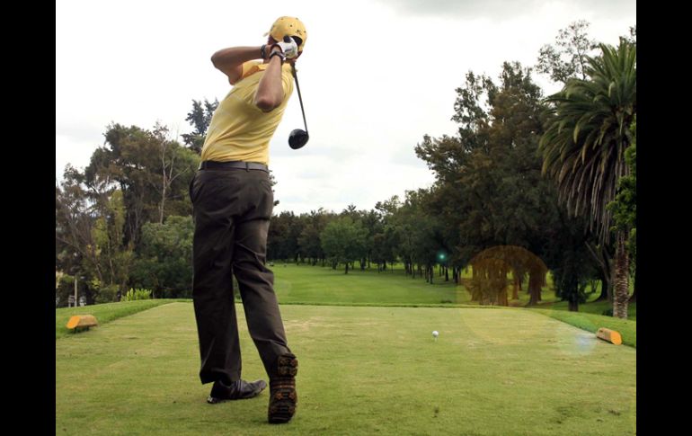 El XLI Torneo Anual de Golf se celebra en los greens del Atlas Country Club. E. PACHECO  /