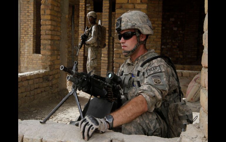 Los dos estadounidenses fueron vistos por última vez usando camuflaje estándar del Ejército de Estados Unidos. AP  /