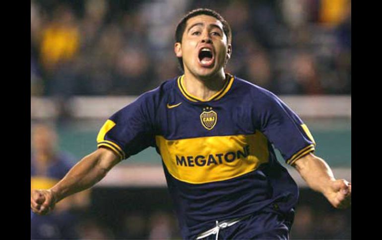 Boca y Juan Román Riquelme tienen negociando un nuevo contrato desde hace más de dos meses. ESPECIAL  /