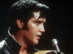 Presley murió de problemas cardíacos tras tomar un cóctel de fármacos el 16 de agosto de 1977. AP  /