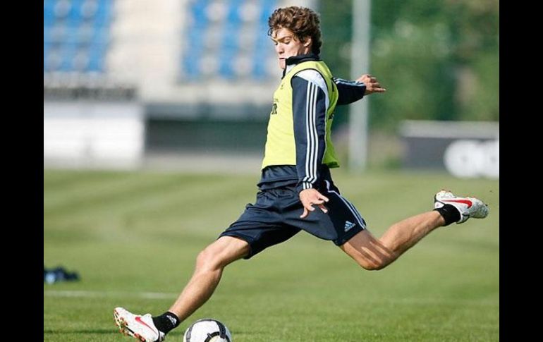 Marcos Alonso sale del Real Madrid para incorporarse al Bolton. ESPECIAL  /