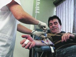 Otros estudios no hallaron diferencia en el resultado de los pacientes en relación con la antigüedad de la sangre recibida. ESPECIAL  /