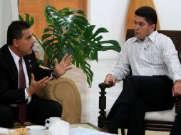 José Hernández, astronauta mexicano, visitó Quintana Roo para afinar detalles del proyecto con autoridades estatales. EL UNIVERSAL  /