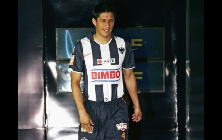 Ricardo Osorio durante la presentación de la nueva playera del Monterrey para el torneo Apertura 2010. JAMMEDIA  /