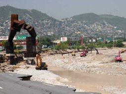 Obras de reparación en Monterrey, que fue afectada por las lluvias del huracán 'Alex'. EL UNIVERSAL  /