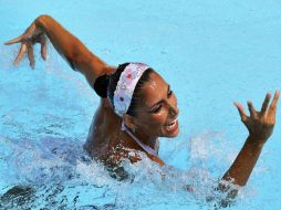 La mexicana Nuria Diosdado ganó la medalla de oro en nado sincronizado. EFE  /