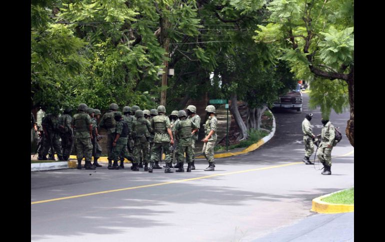 El operativo se llevó a cabo en los cruces de la calle Paseo de los Parques y la Avenida Acueducto. A. HINOJOSA  /