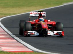 Fernando Alonso confía en sus posiblidades de ganar en Hungría. AFP  /