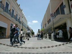 La mayoría de los comerciantes ubicados sobre Pedro Loza aumentaron sus ventas. E. BARRERA  /